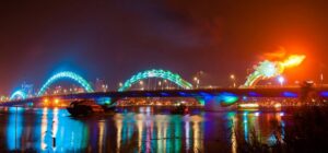 descubre-el-puente-del-dragon-da-nang-y-su-espectaculo-de-fuego