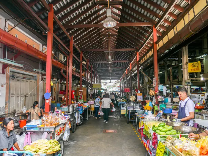 mercado Nang Loeng